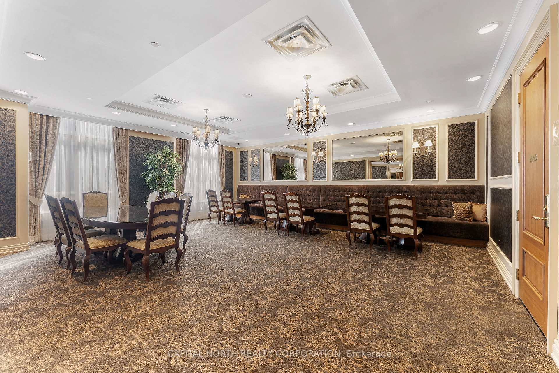 Photo 42 of Unit 611, 9245 Jane Street, Vaughan, Maple — HOMEH