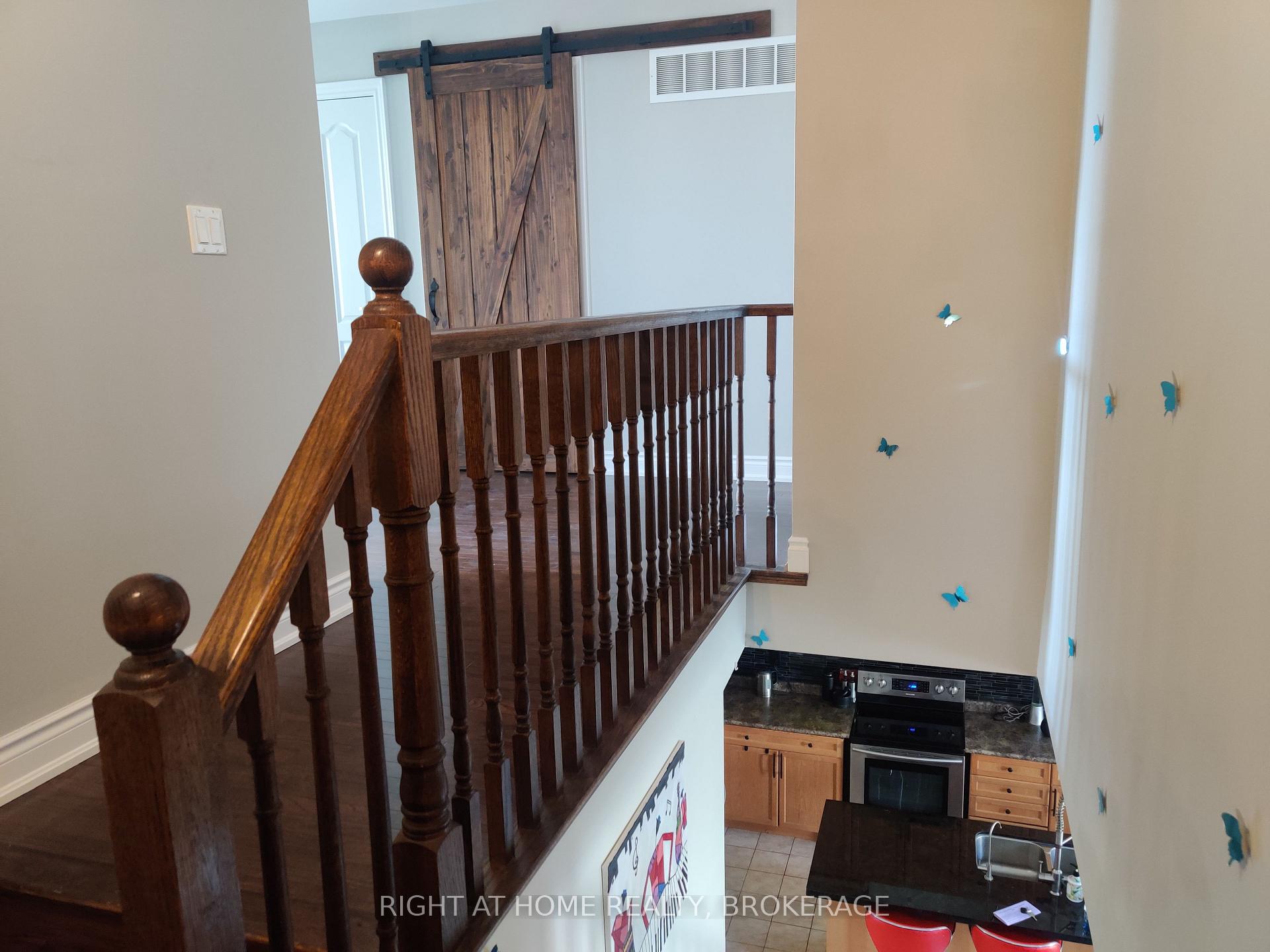 Photo 8 of 4 Grigglestone Lane, Ajax, Central West — HOMEH