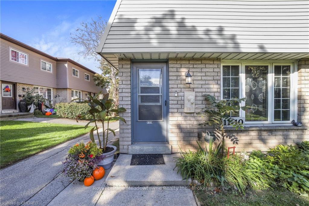 Photo 1 of Unit 11, 1110 Garth Street, Hamilton, Rolston — HOMEH