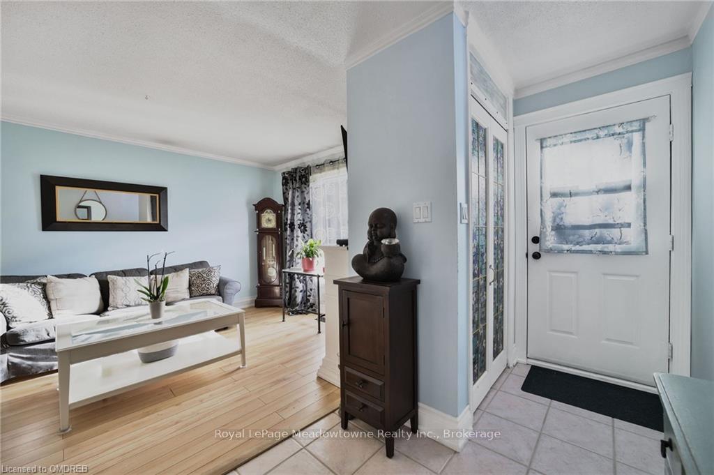Photo 5 of Unit 11, 1110 Garth Street, Hamilton, Rolston — HOMEH