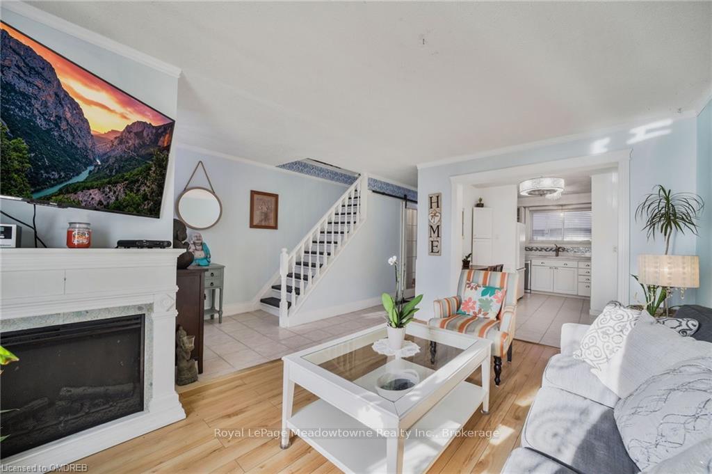 Photo 8 of Unit 11, 1110 Garth Street, Hamilton, Rolston — HOMEH