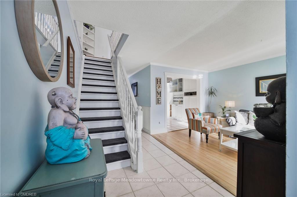 Photo 17 of Unit 11, 1110 Garth Street, Hamilton, Rolston — HOMEH