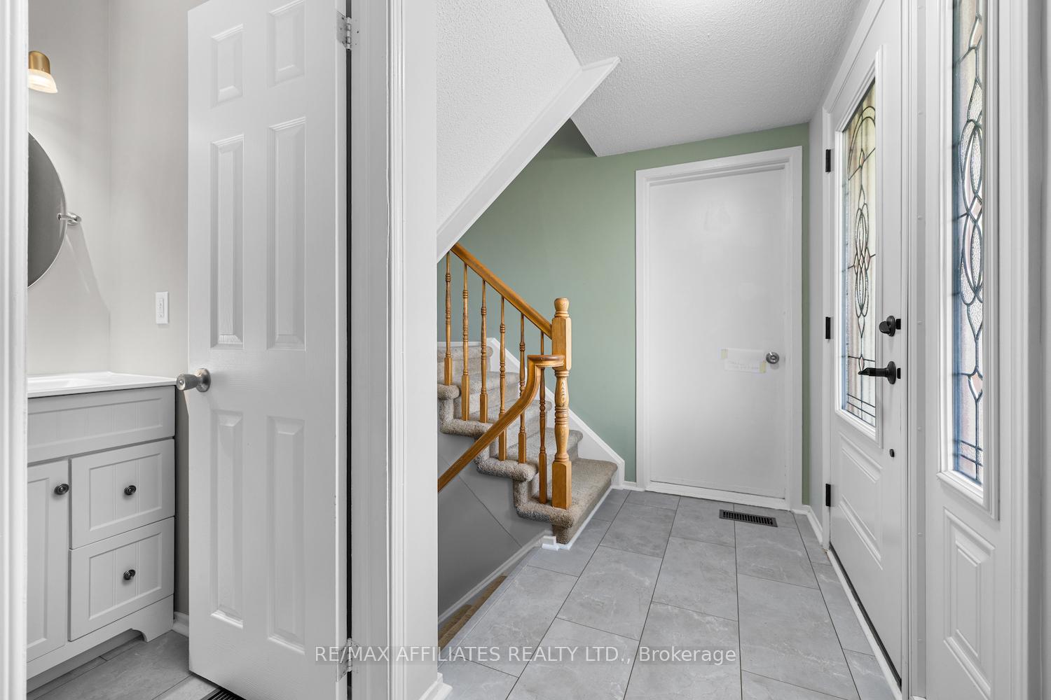 Photo 5 of 15 Lemaistre Street, Carleton Place — HOMEH