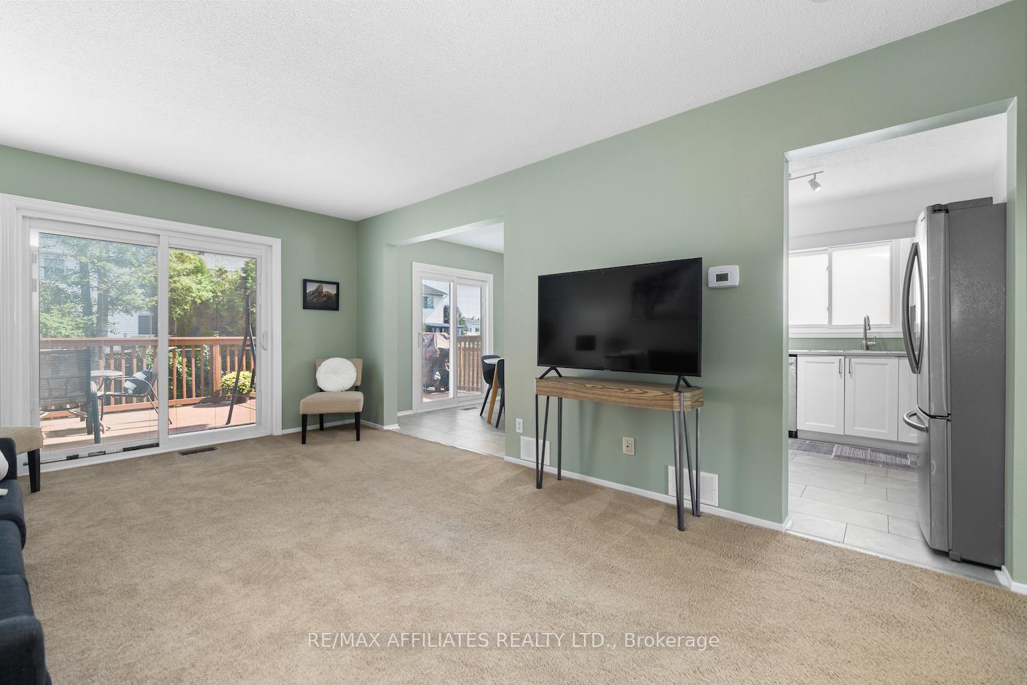 Photo 10 of 15 Lemaistre Street, Carleton Place — HOMEH