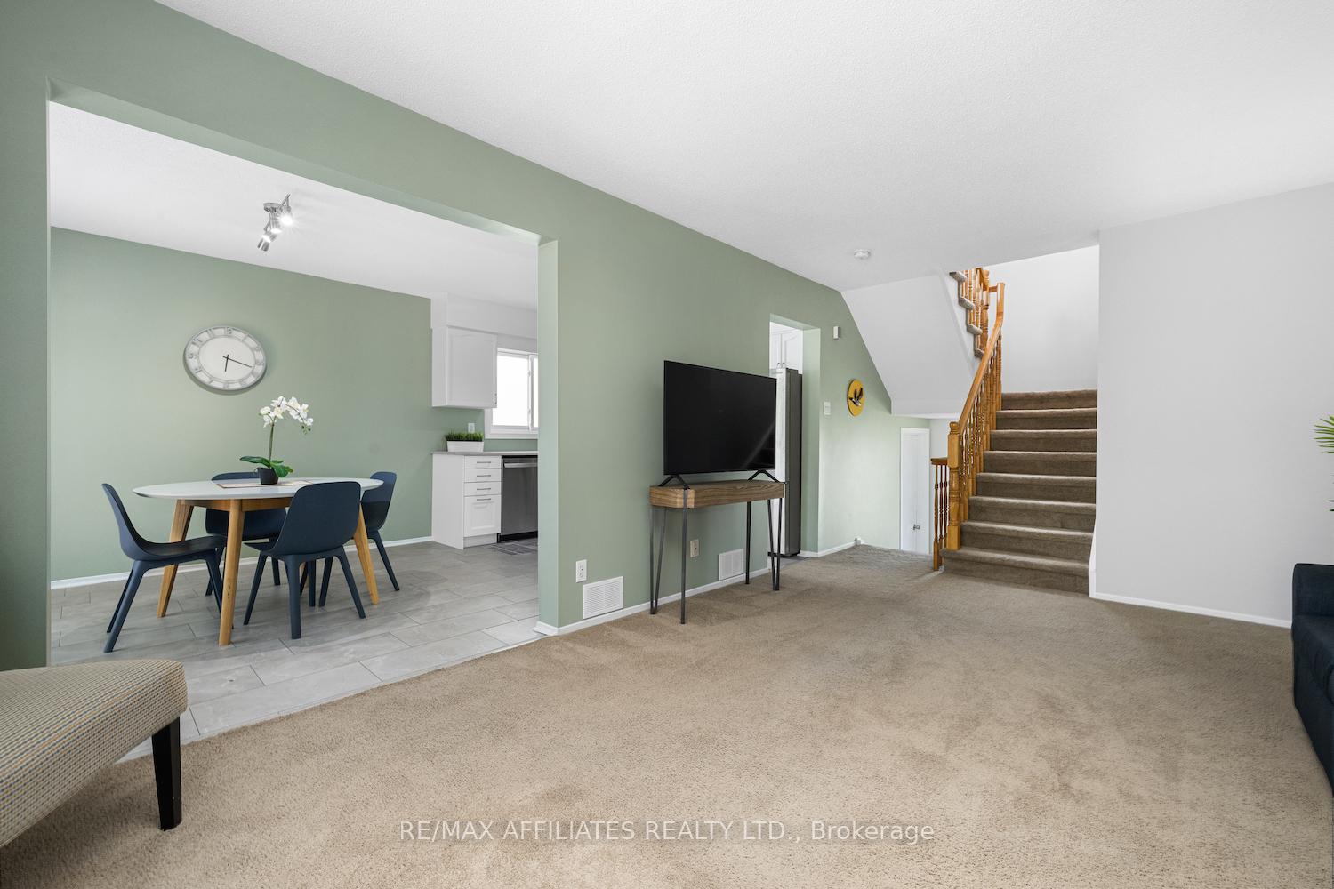 Photo 11 of 15 Lemaistre Street, Carleton Place — HOMEH