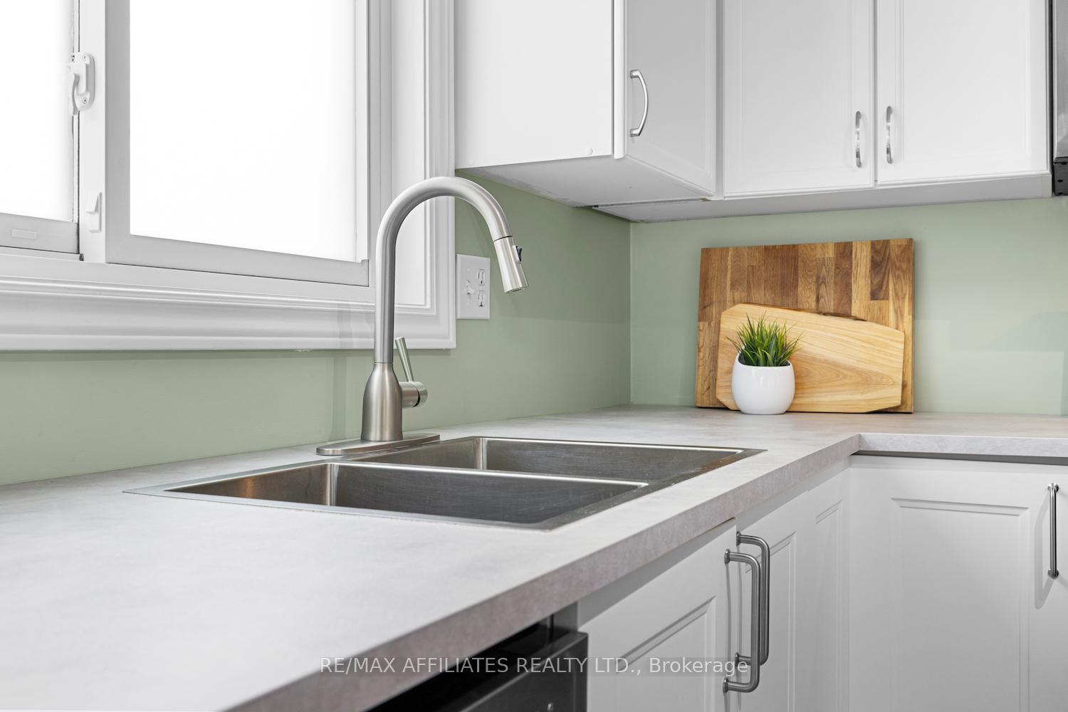 Photo 14 of 15 Lemaistre Street, Carleton Place — HOMEH