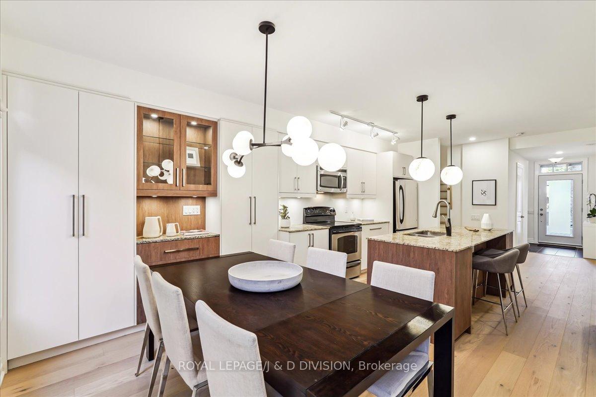 Photo 13 of 365B Roehampton Avenue, Toronto, Mount Pleasant East — HOMEH