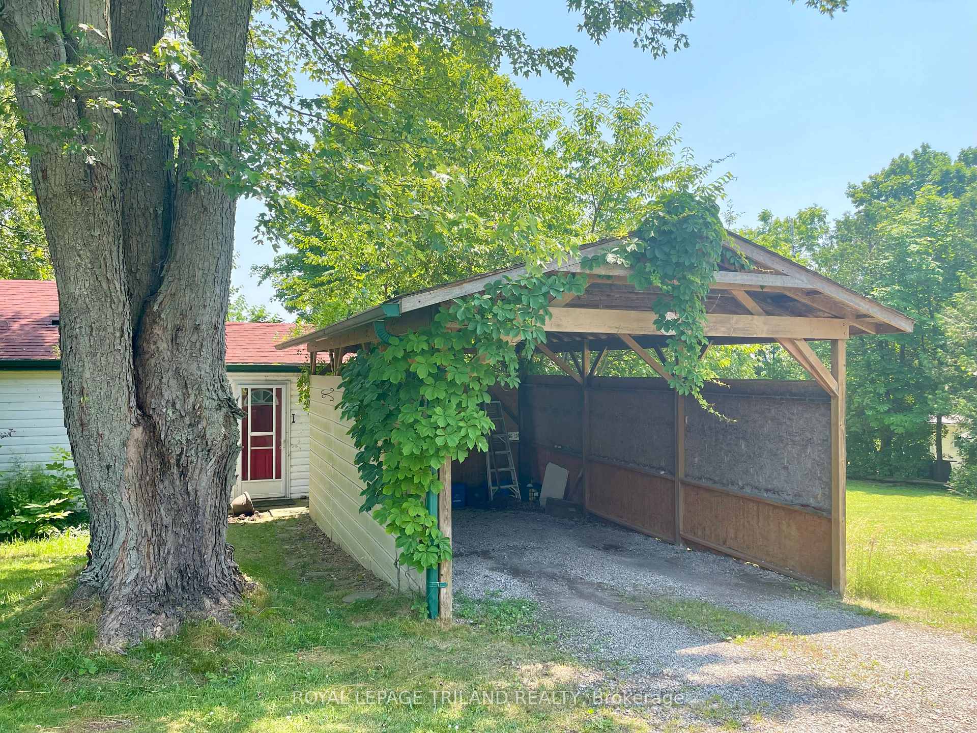 Photo 7 of 6069 Grandview Road, Dutton/Dunwich, Rural Dutton/Dunwich — HOMEH