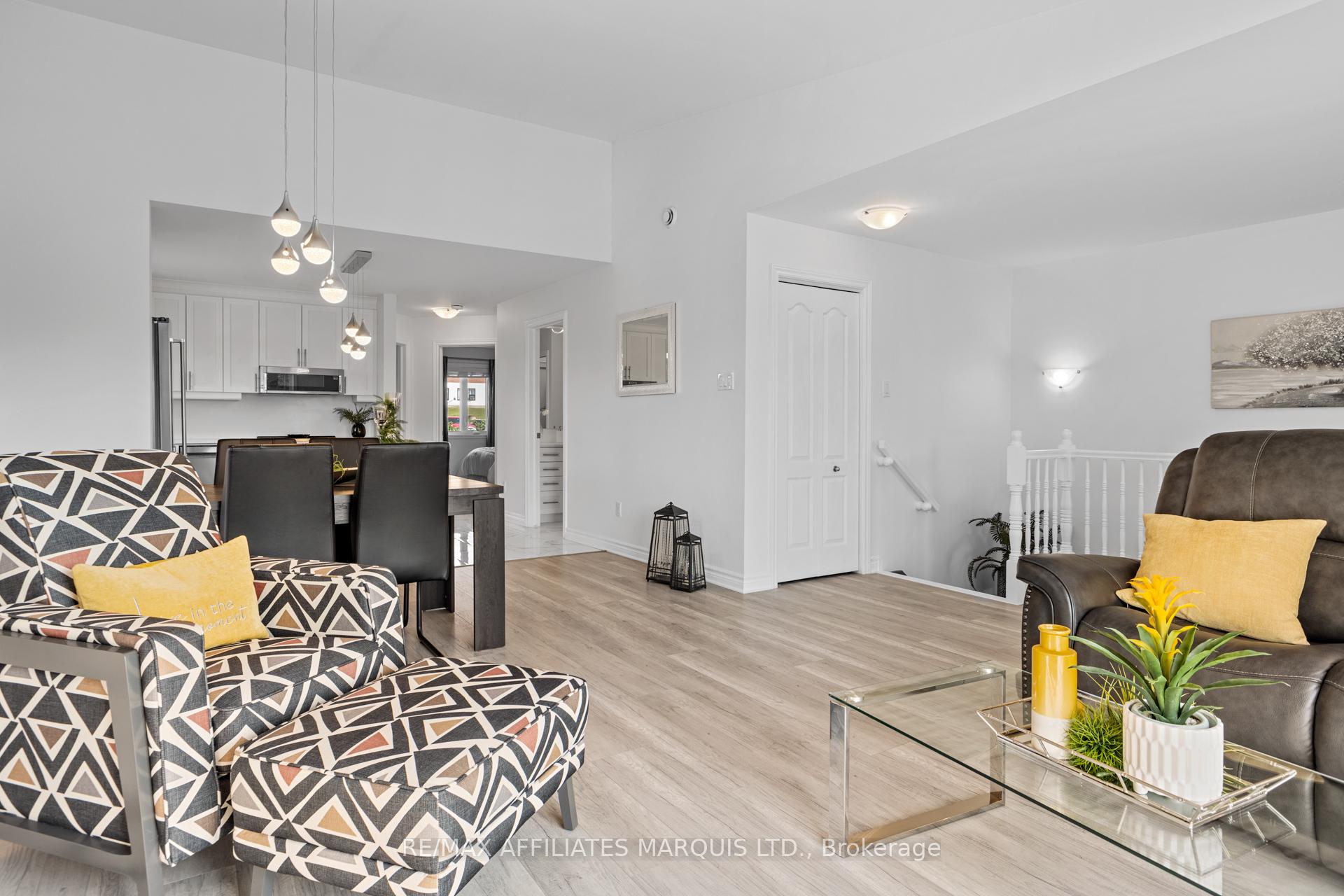 Photo 4 of Unit 211, 229 Water Street E, Cornwall — HOMEH