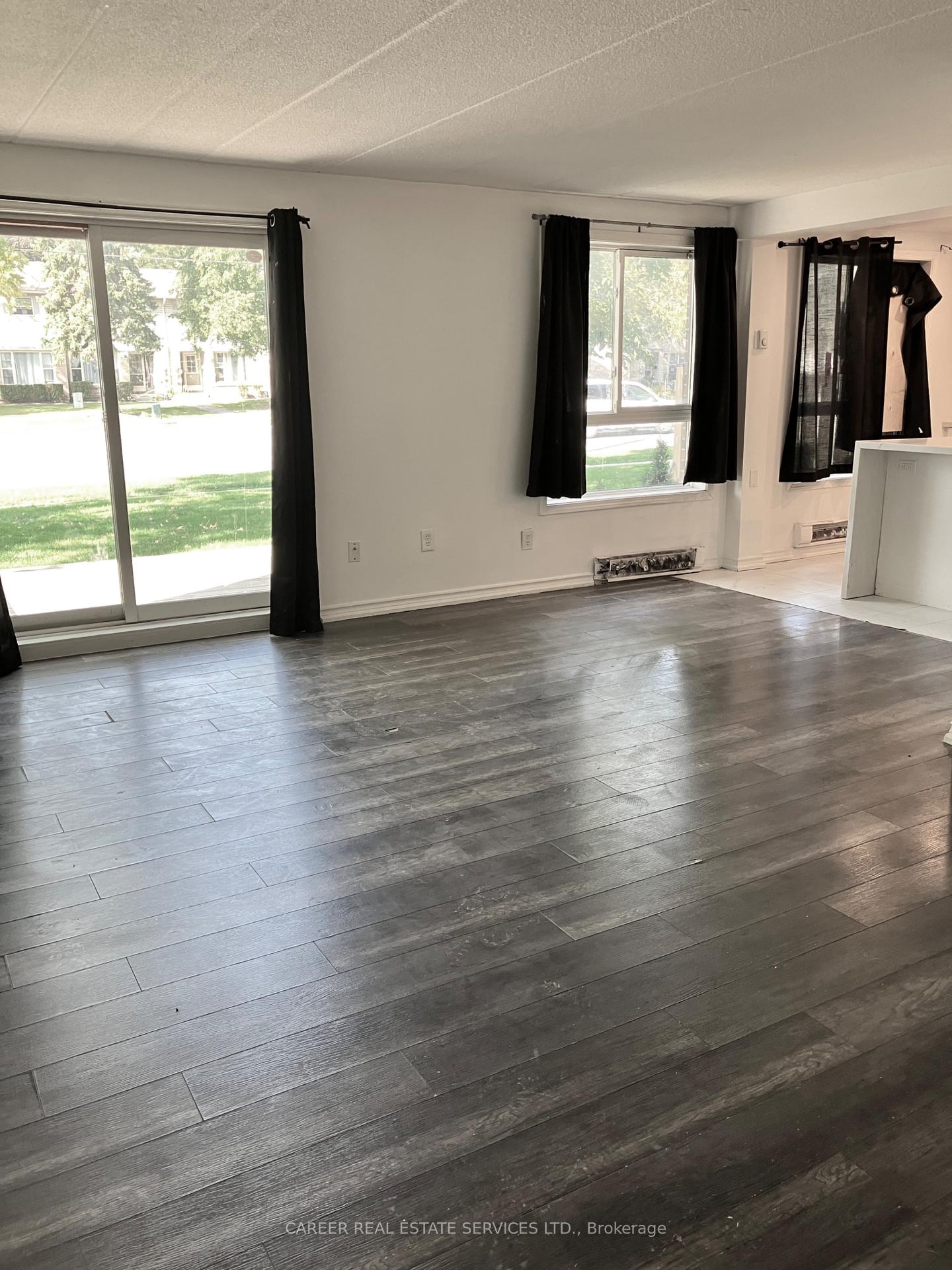 Photo 8 of Unit 90, 53 Taunton Road E, Oshawa, Centennial — HOMEH