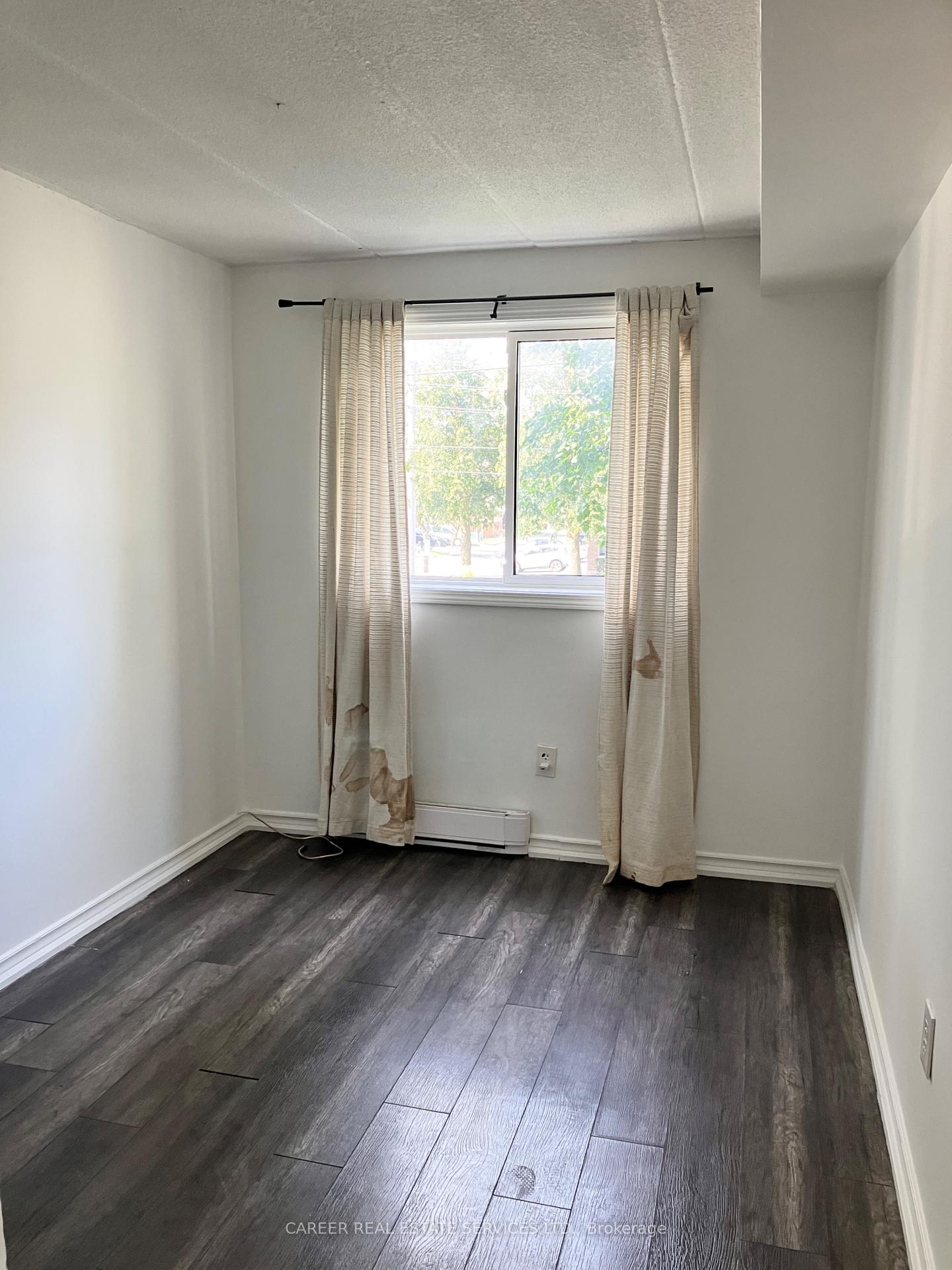 Photo 15 of Unit 90, 53 Taunton Road E, Oshawa, Centennial — HOMEH