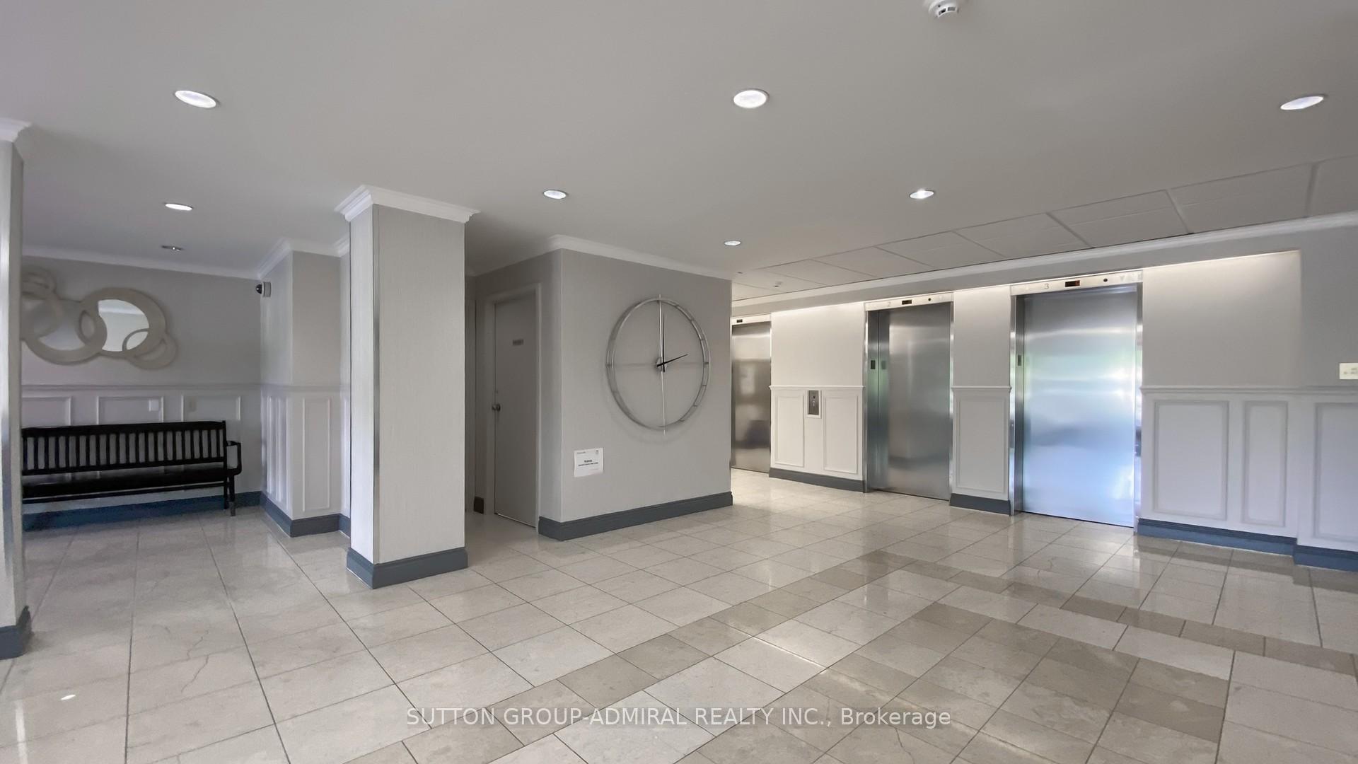 Photo 4 of Unit 801, 343 Clark Avenue W, Vaughan, Crestwood-Springfarm-Yorkhill — HOMEH