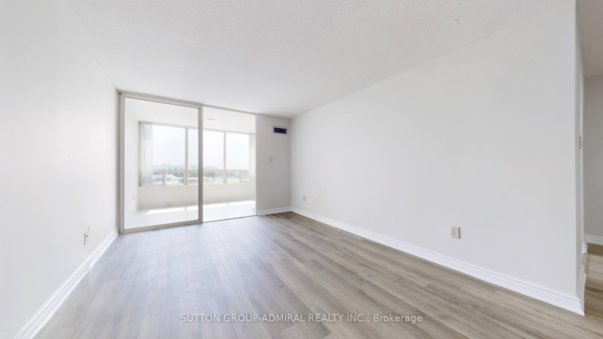 Photo 5 of Unit 801, 343 Clark Avenue W, Vaughan, Crestwood-Springfarm-Yorkhill — HOMEH