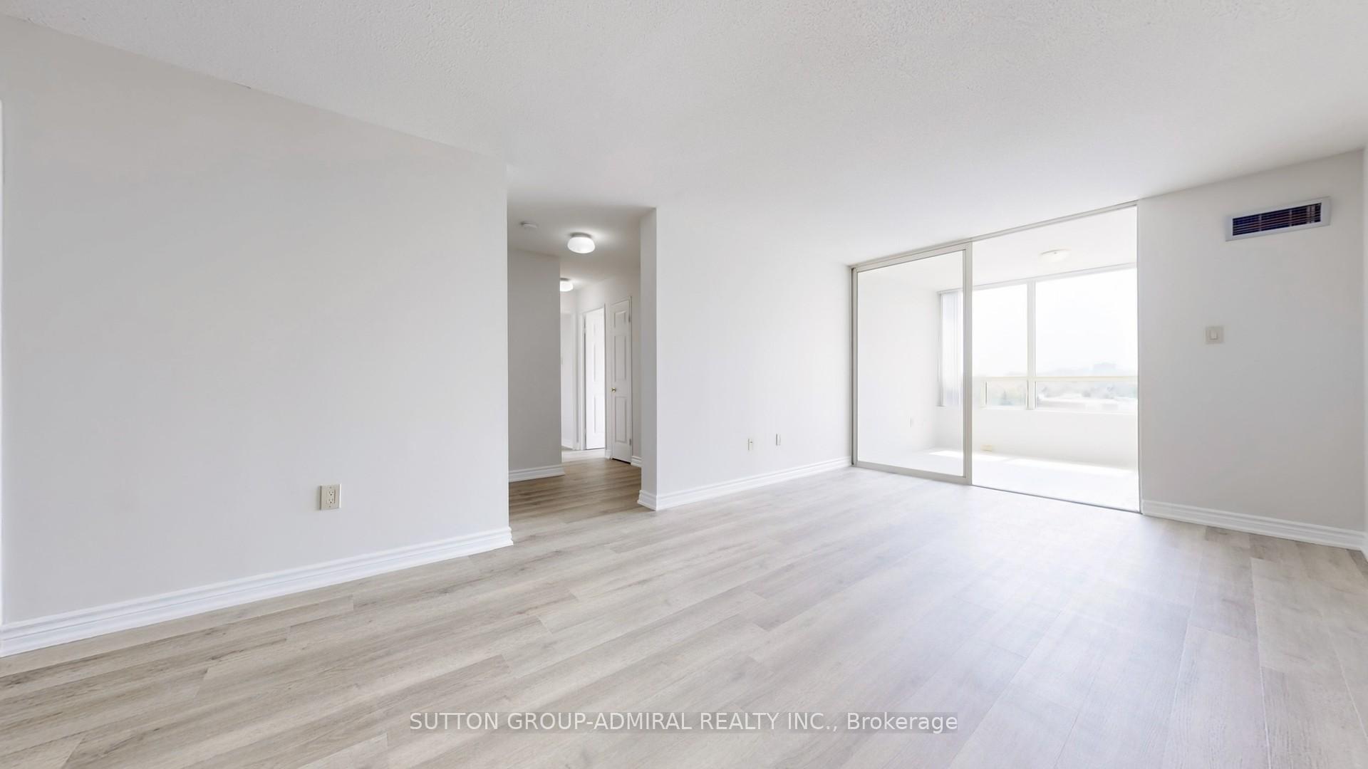Photo 6 of Unit 801, 343 Clark Avenue W, Vaughan, Crestwood-Springfarm-Yorkhill — HOMEH