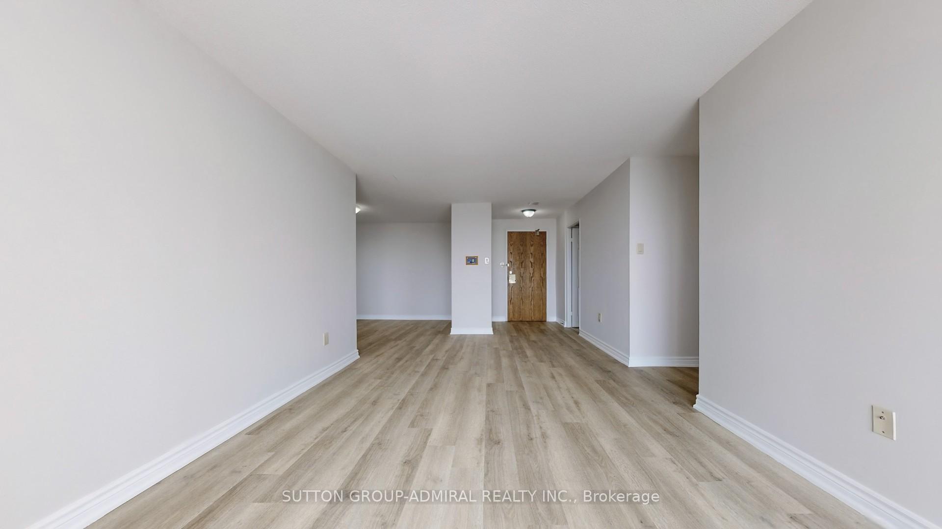 Photo 9 of Unit 801, 343 Clark Avenue W, Vaughan, Crestwood-Springfarm-Yorkhill — HOMEH