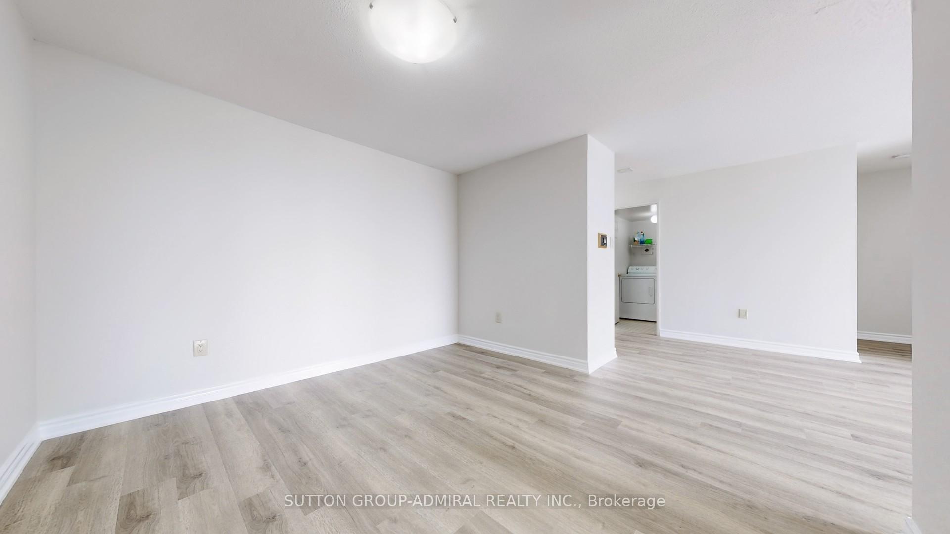 Photo 28 of Unit 801, 343 Clark Avenue W, Vaughan, Crestwood-Springfarm-Yorkhill — HOMEH