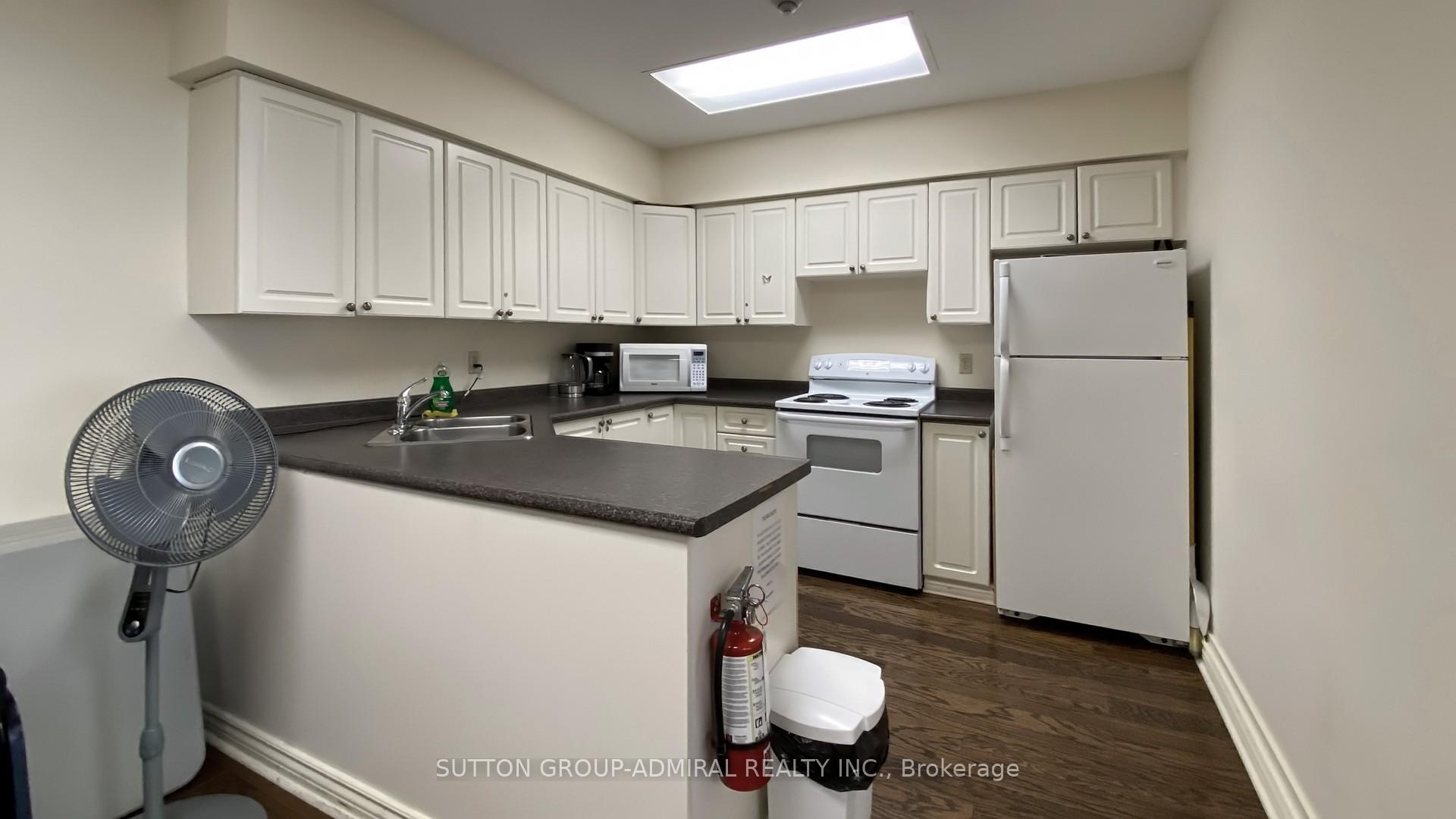 Photo 38 of Unit 801, 343 Clark Avenue W, Vaughan, Crestwood-Springfarm-Yorkhill — HOMEH