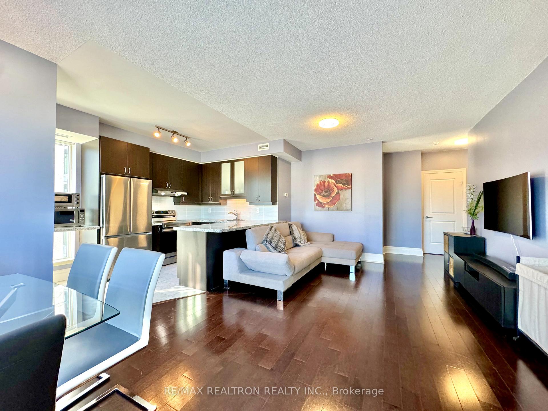 Photo 3 of Unit 505, 57 Upper Duke Crescent, Markham, Unionville — HOMEH