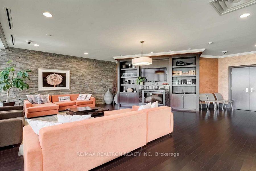 Photo 17 of Unit 505, 57 Upper Duke Crescent, Markham, Unionville — HOMEH