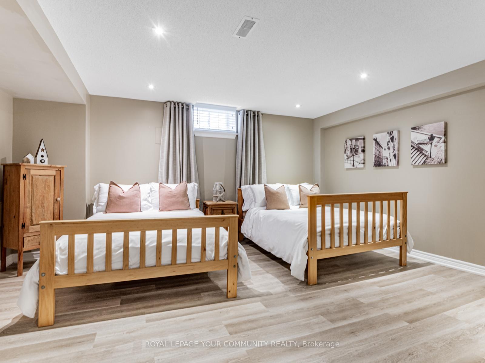 Photo 33 of 136 Treegrove Circle, Aurora, Hills of St Andrew — HOMEH