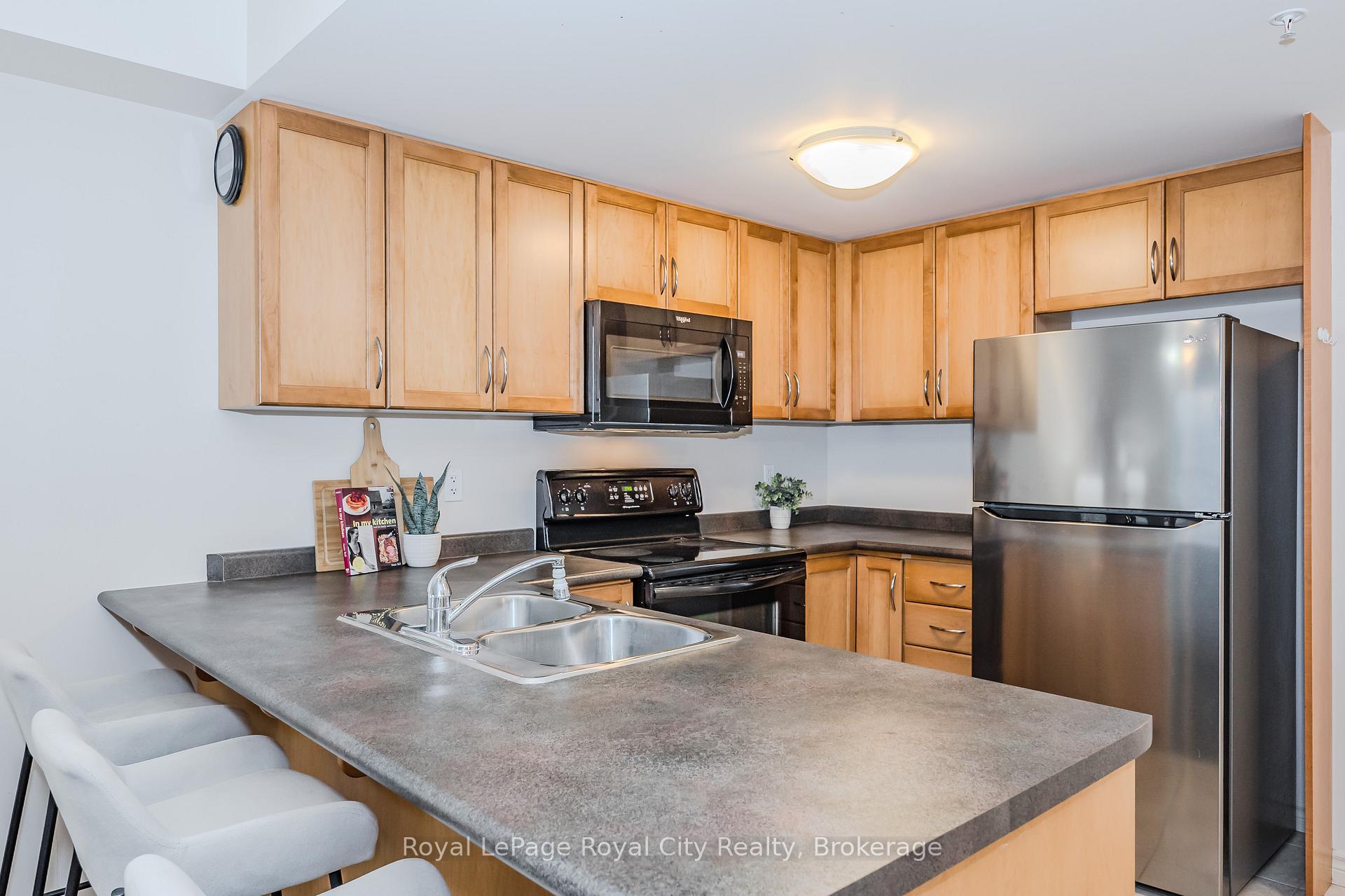 Photo 10 of Unit 308, 45 Goodwin Drive, Guelph, Pineridge/Westminster Woods — HOMEH