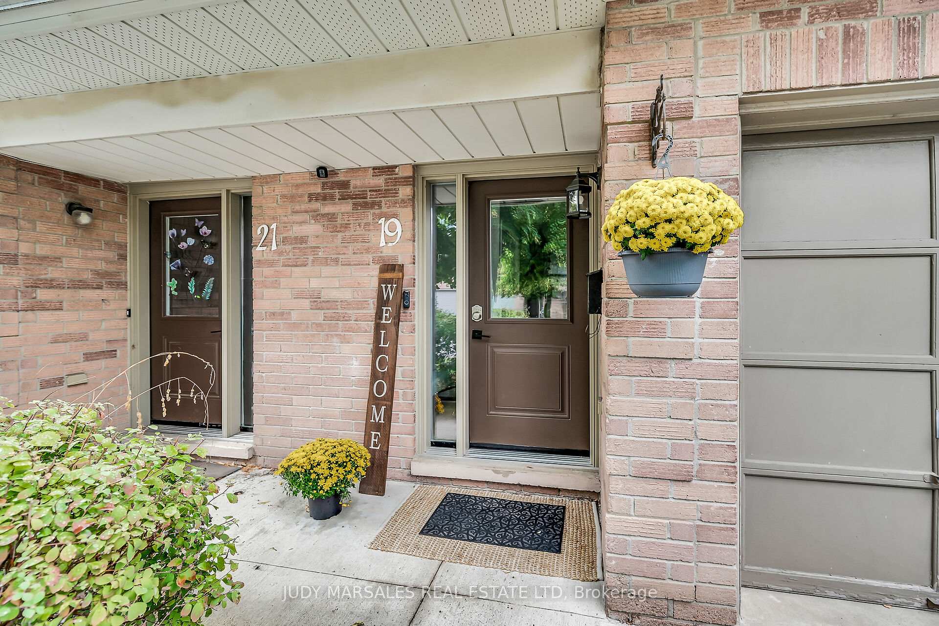 Photo 4 of Unit 19, 26 Moss Boulevard, Hamilton, Dundas — HOMEH