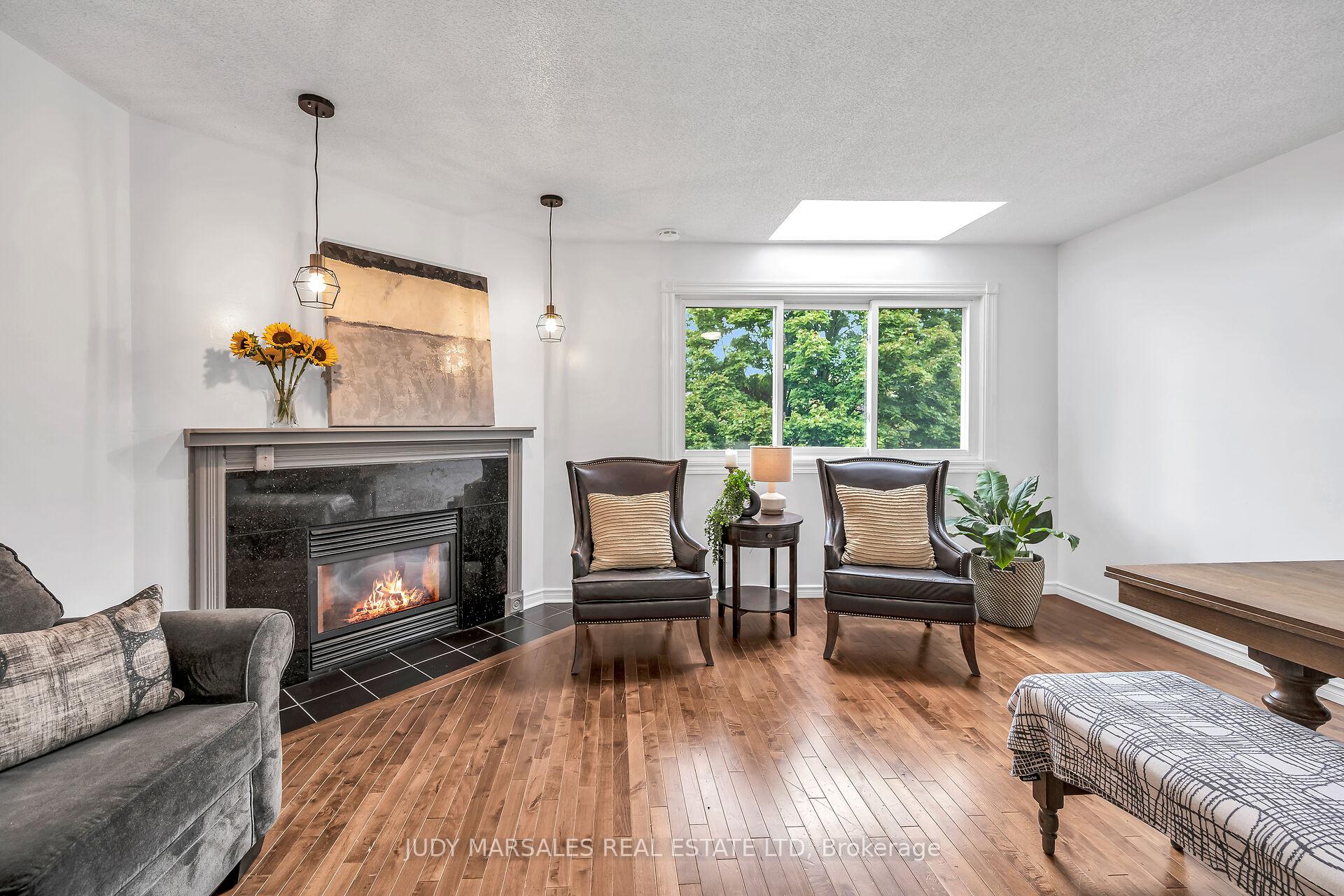 Photo 10 of Unit 19, 26 Moss Boulevard, Hamilton, Dundas — HOMEH