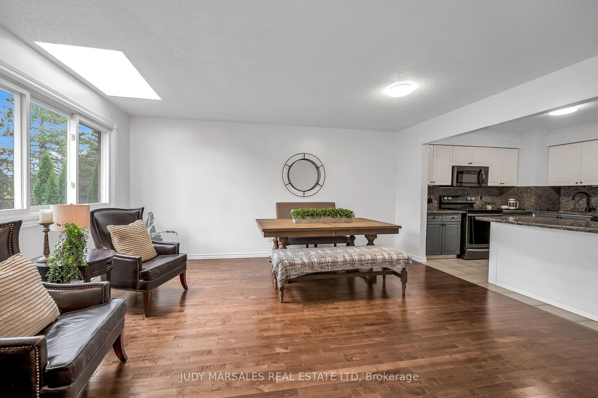 Photo 11 of Unit 19, 26 Moss Boulevard, Hamilton, Dundas — HOMEH