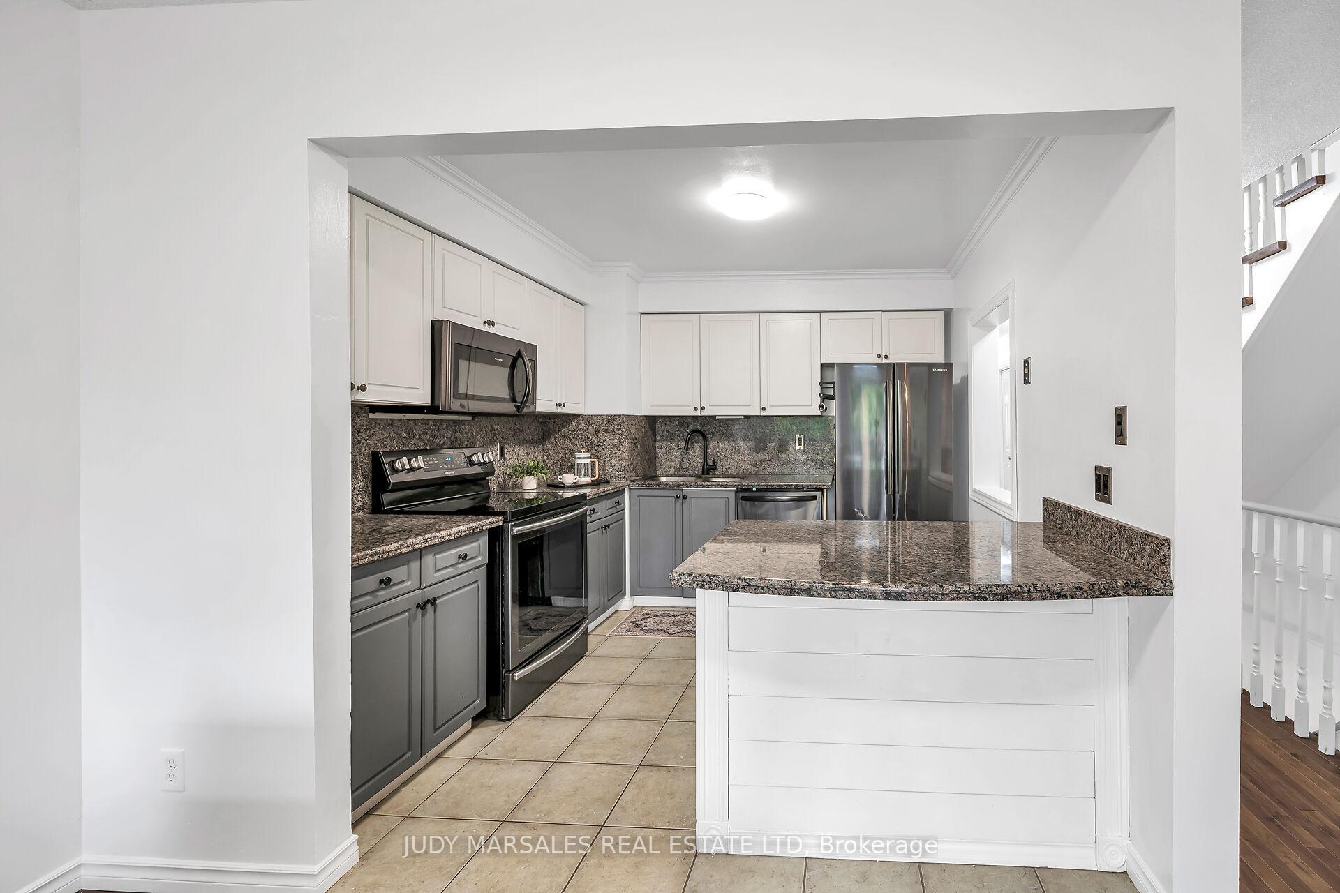 Photo 15 of Unit 19, 26 Moss Boulevard, Hamilton, Dundas — HOMEH
