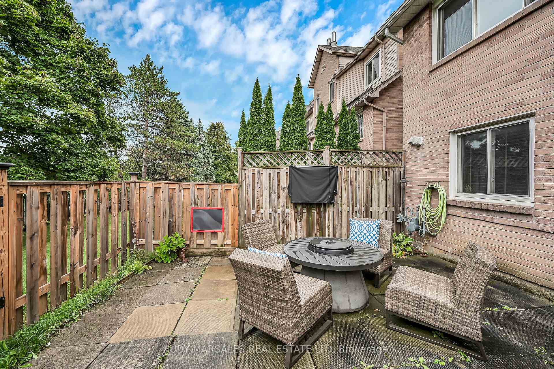 Photo 39 of Unit 19, 26 Moss Boulevard, Hamilton, Dundas — HOMEH