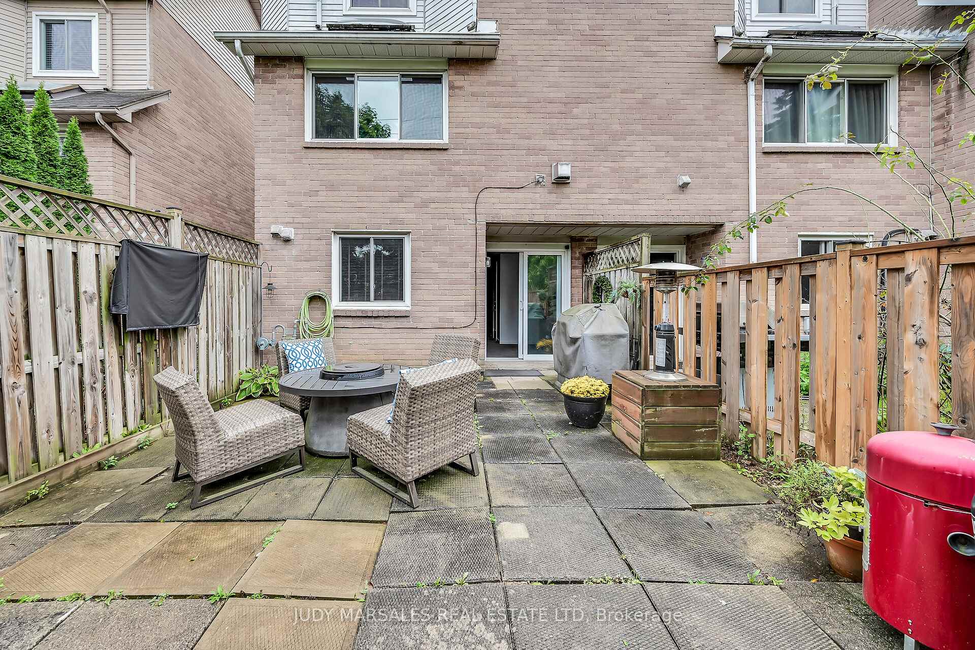 Photo 41 of Unit 19, 26 Moss Boulevard, Hamilton, Dundas — HOMEH