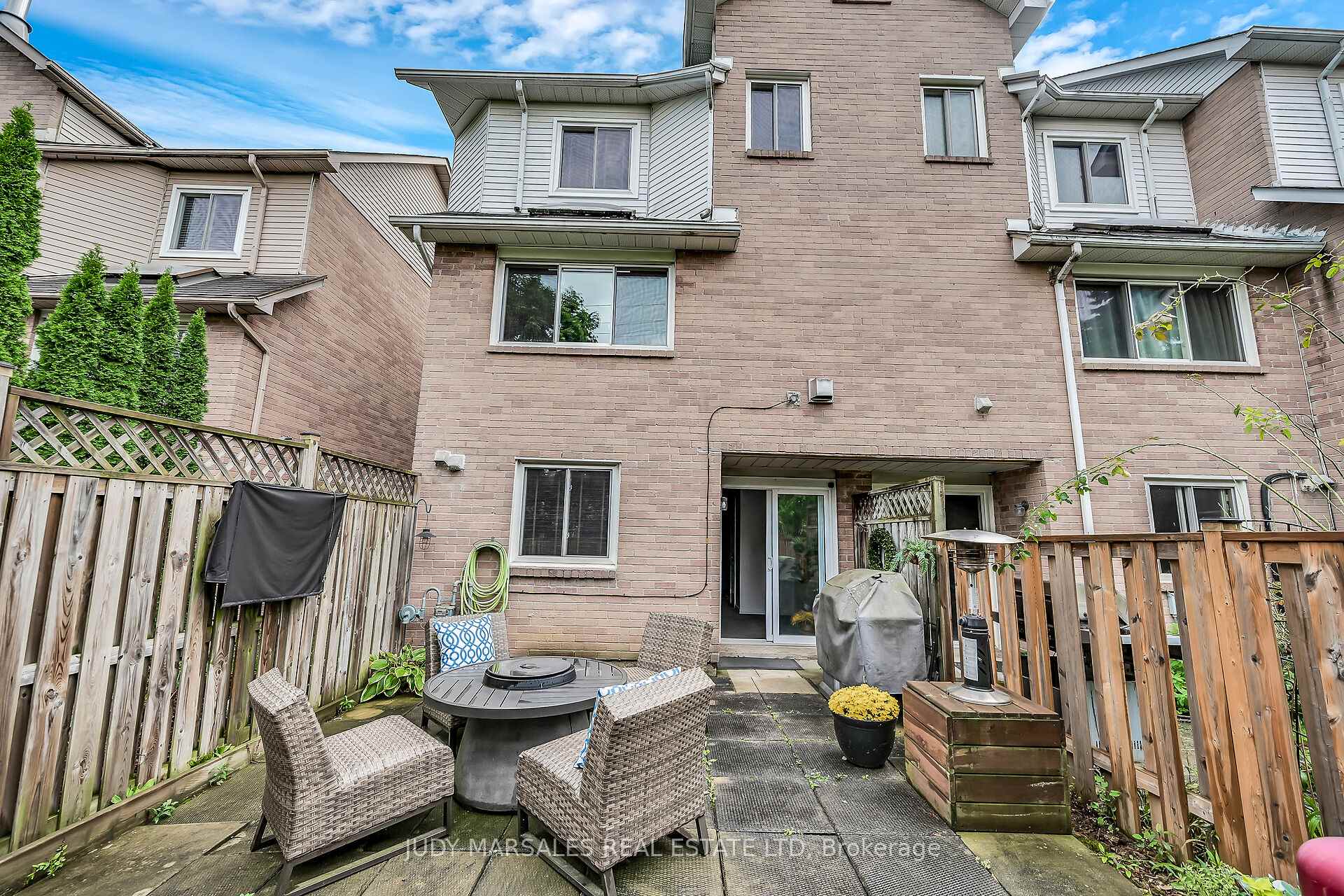 Photo 42 of Unit 19, 26 Moss Boulevard, Hamilton, Dundas — HOMEH