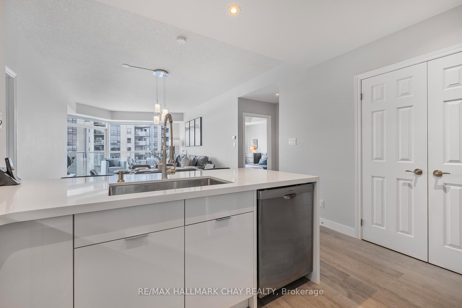 Photo 8 of Unit 1308, 33 Ellen Street, Barrie, Lakeshore — HOMEH