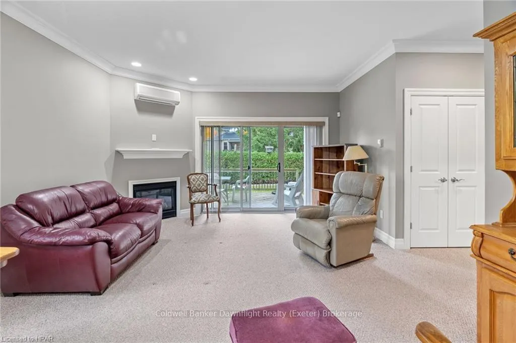 Photo 15 of 4 Conrad Drive, Bluewater, Zurich — HOMEH
