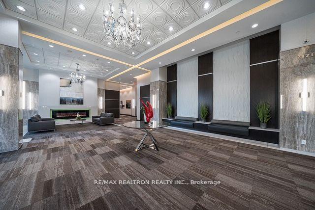 Photo 2 of Unit LPH305, 7171 Yonge Street, Markham, Grandview — HOMEH