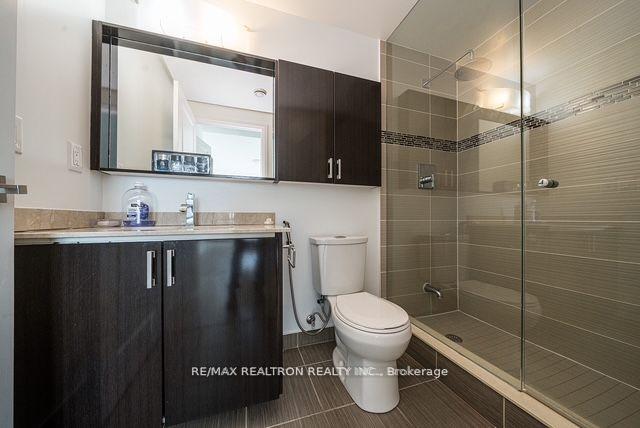 Photo 14 of Unit LPH305, 7171 Yonge Street, Markham, Grandview — HOMEH