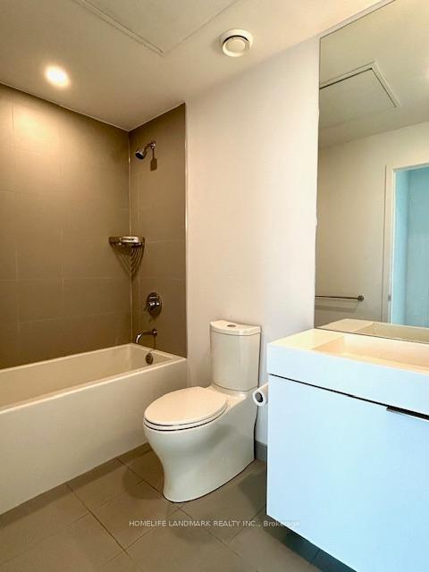Photo 3 of Unit 1313, 33 Helendale Avenue, Toronto, Yonge-Eglinton — HOMEH