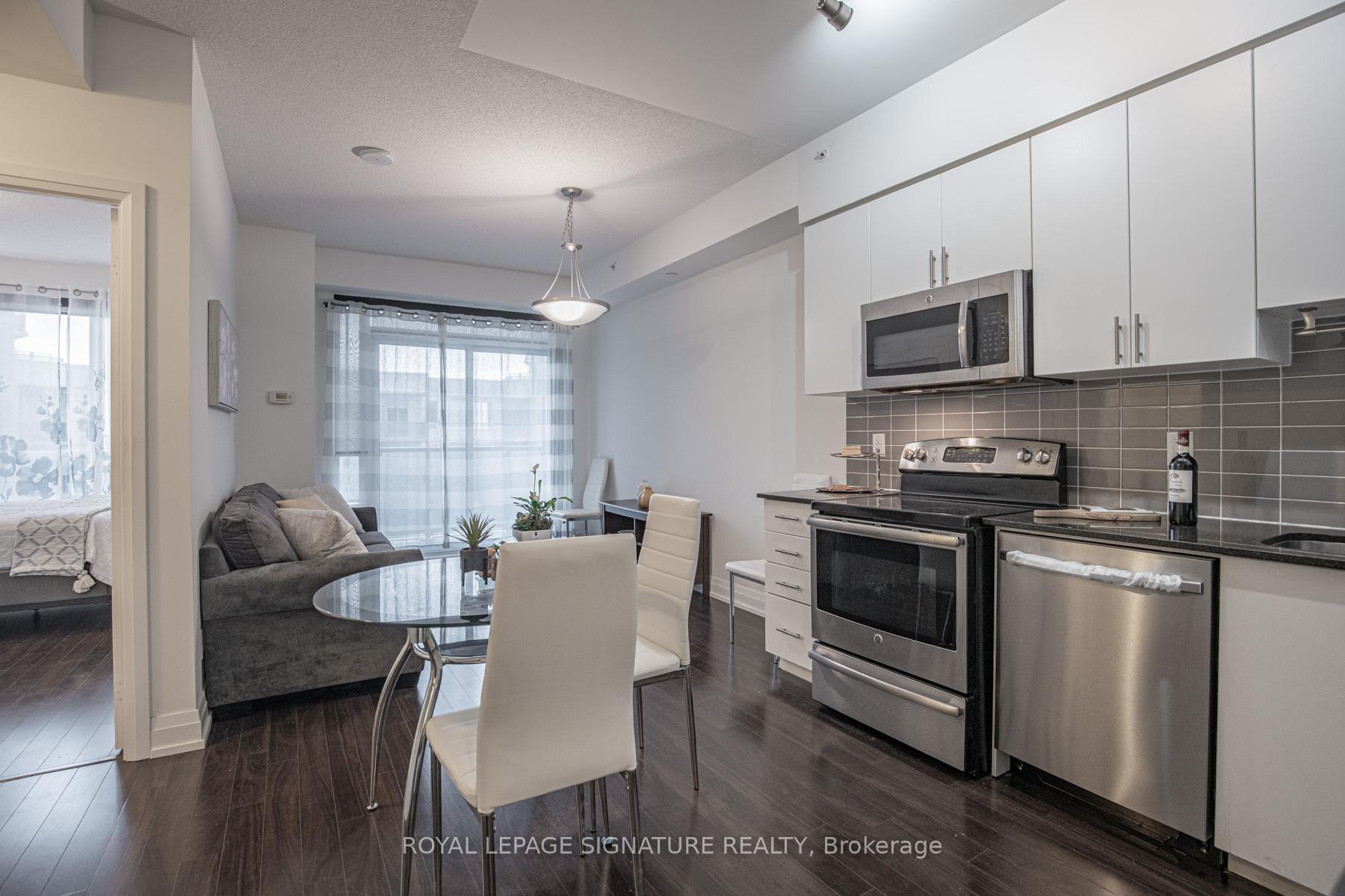 Photo 5 of Unit 1010, 7165 Yonge Street, Markham, Grandview — HOMEH