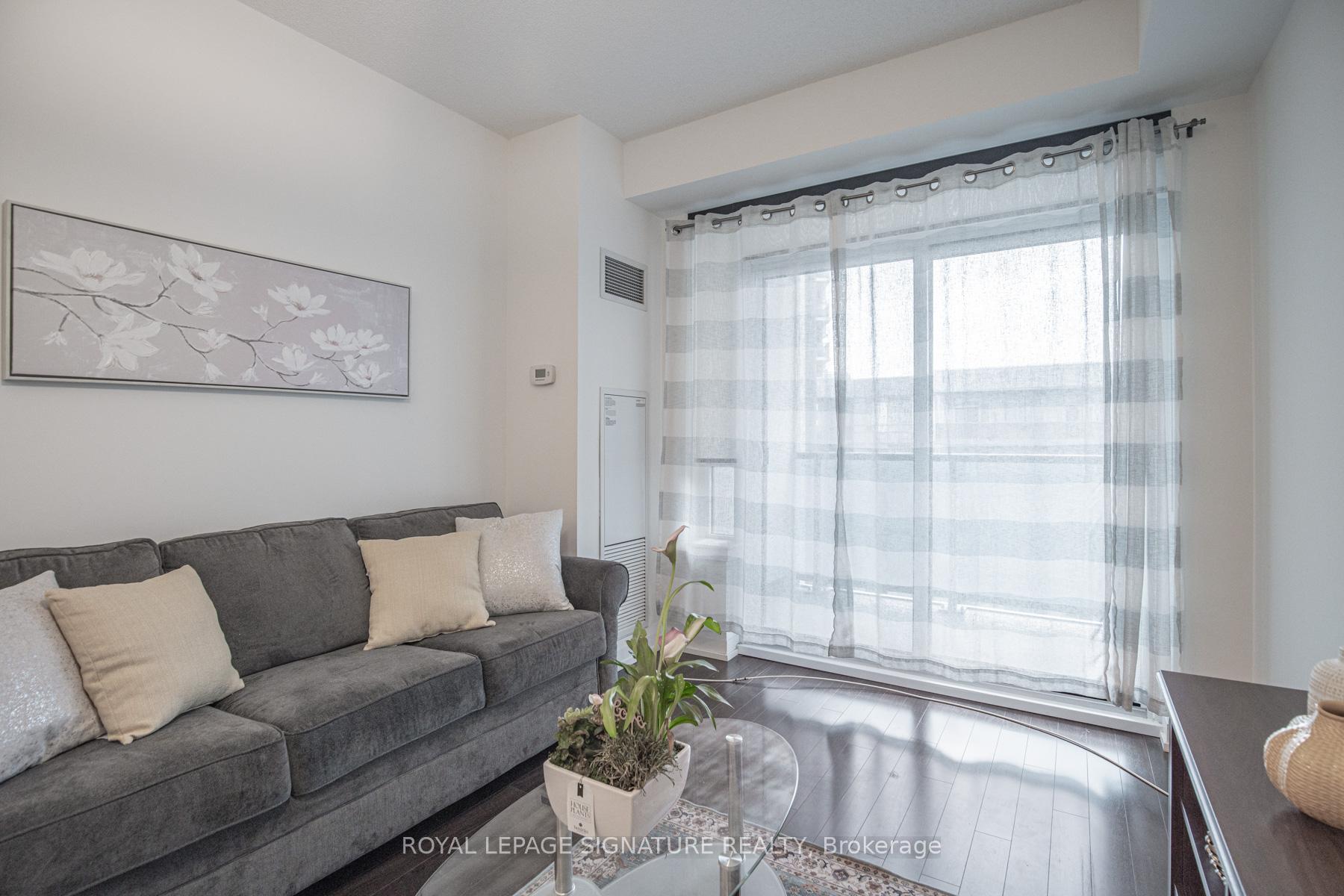 Photo 10 of Unit 1010, 7165 Yonge Street, Markham, Grandview — HOMEH