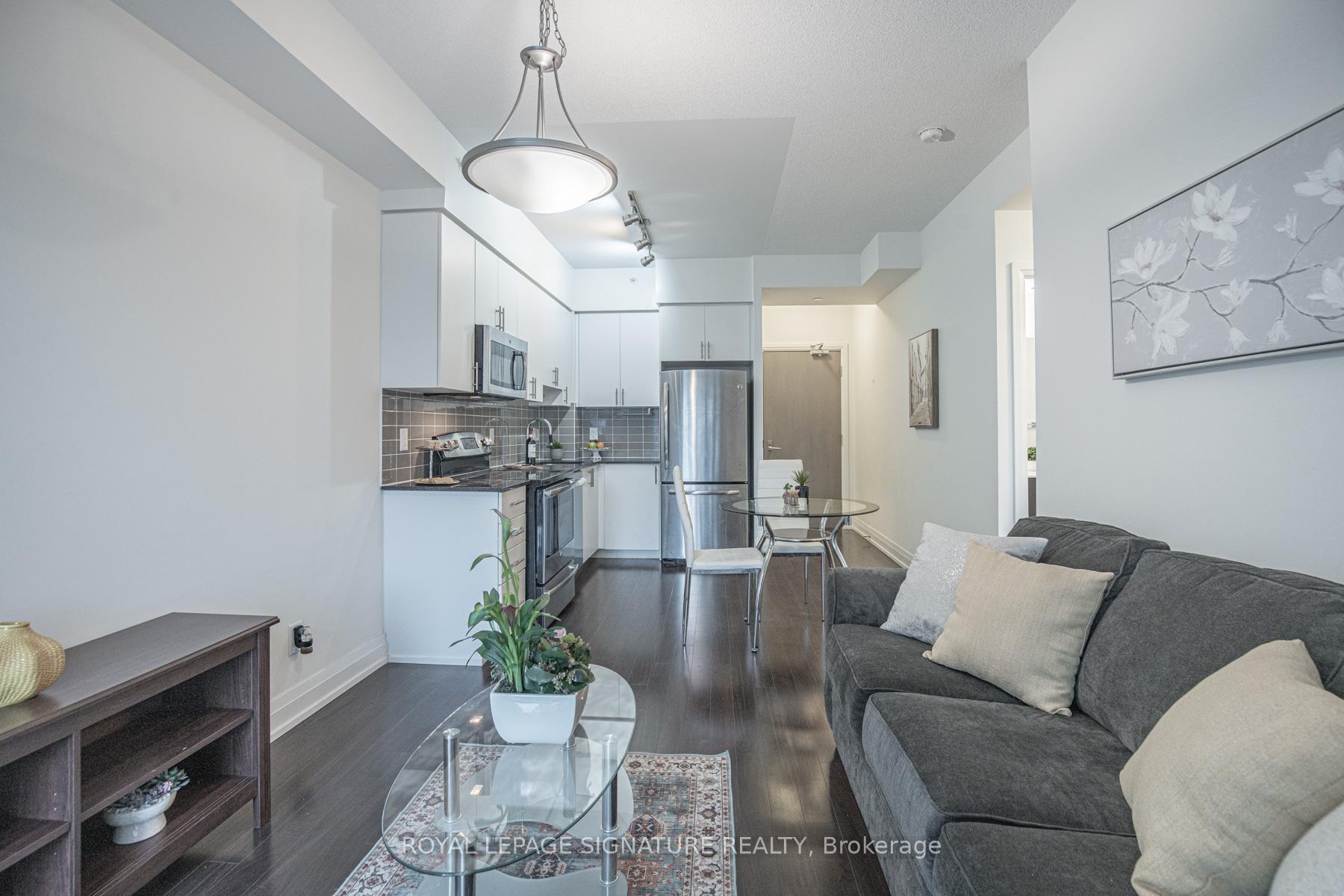 Photo 15 of Unit 1010, 7165 Yonge Street, Markham, Grandview — HOMEH