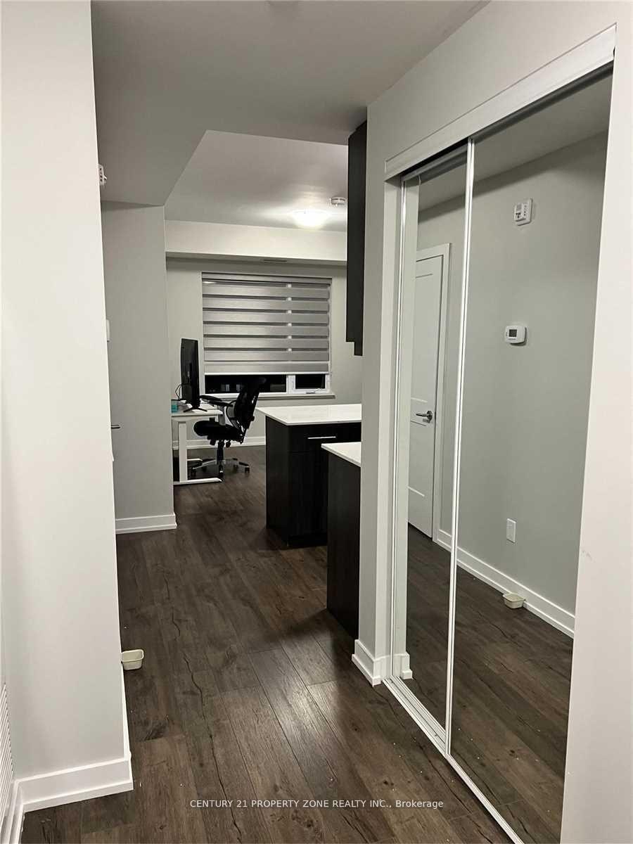 Photo 4 of Unit 417, 251 Northfield Drive E, Waterloo, Colonial Acres — HOMEH