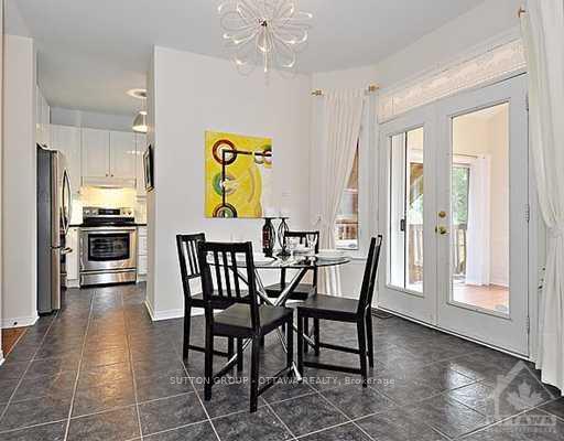 Photo 6 of 65 Whitestone Drive, Ottawa, Central Park — HOMEH