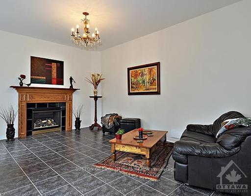 Photo 9 of 65 Whitestone Drive, Ottawa, Central Park — HOMEH