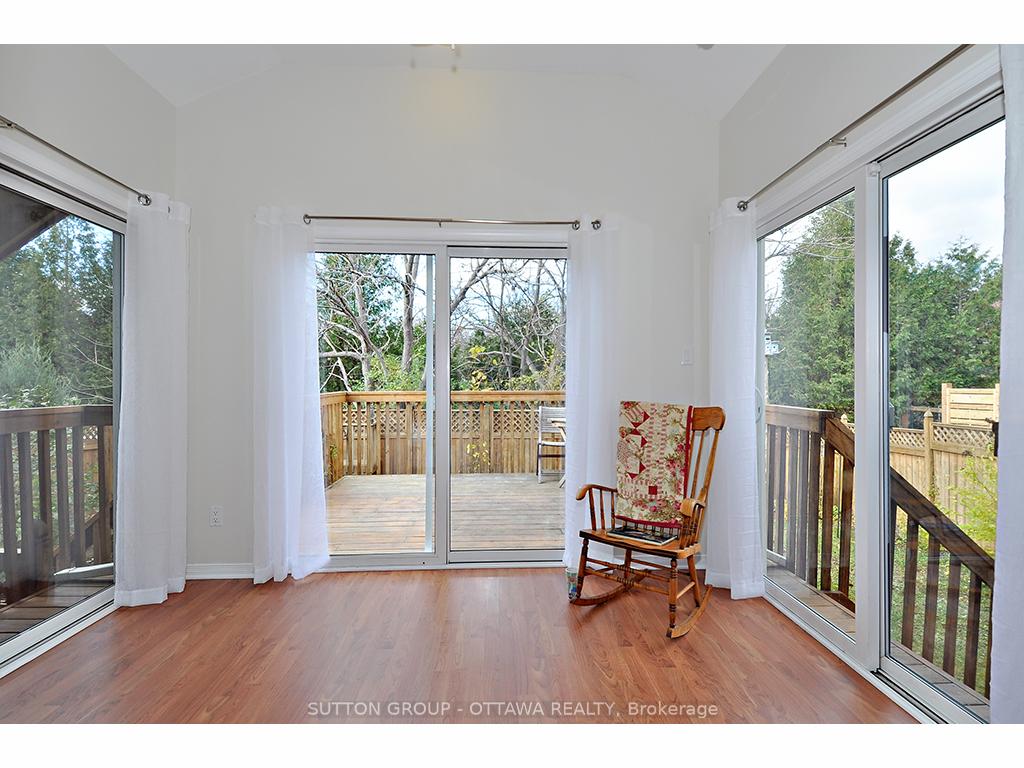 Photo 11 of 65 Whitestone Drive, Ottawa, Central Park — HOMEH