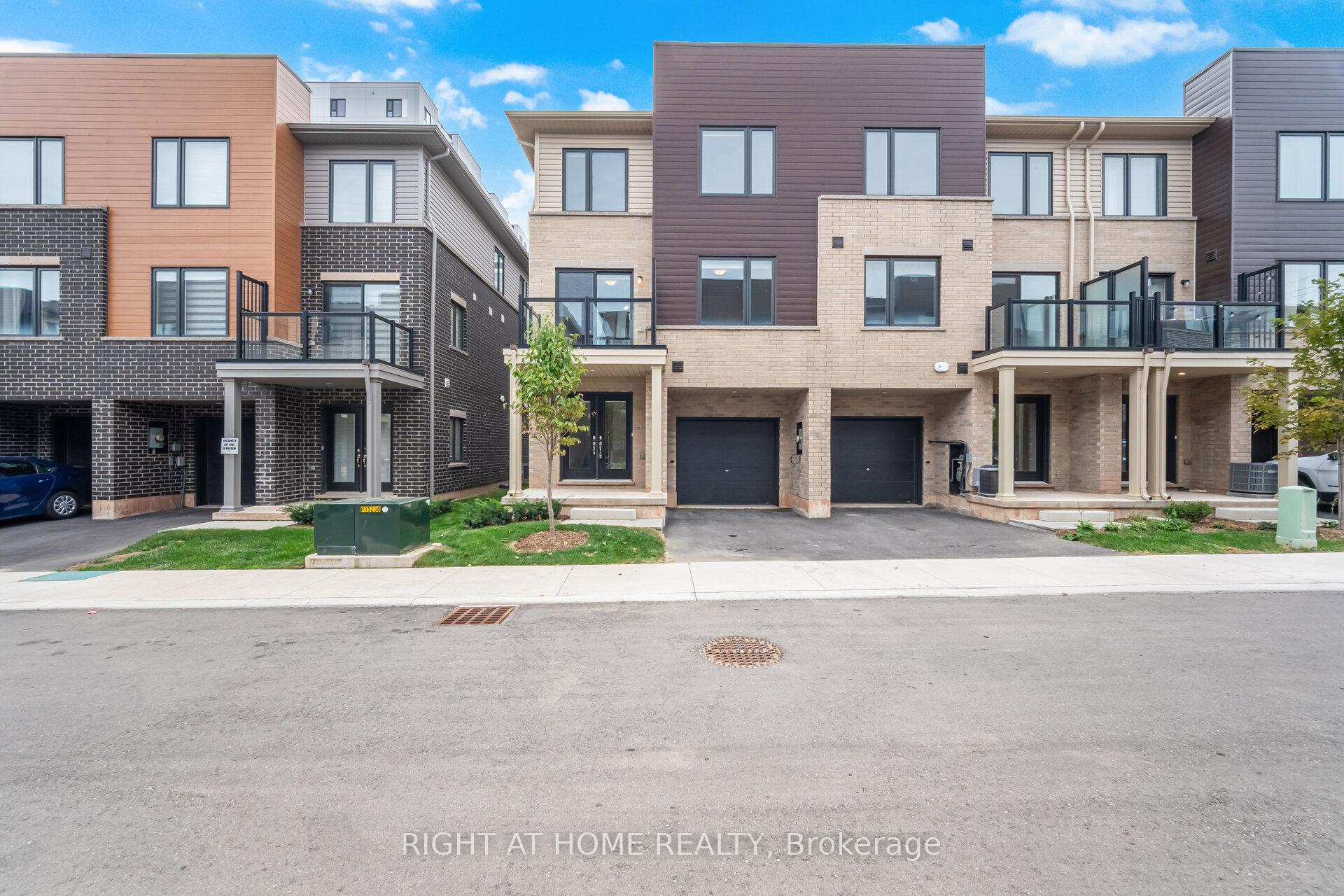Photo 4 of 14 Dryden Lane, Hamilton, McQuesten — HOMEH
