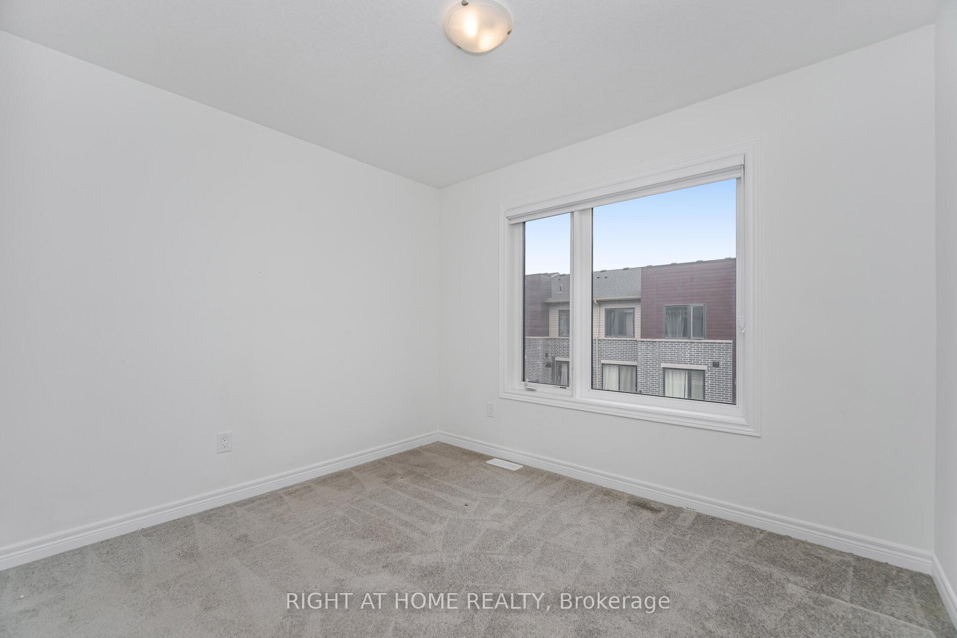 Photo 35 of 14 Dryden Lane, Hamilton, McQuesten — HOMEH