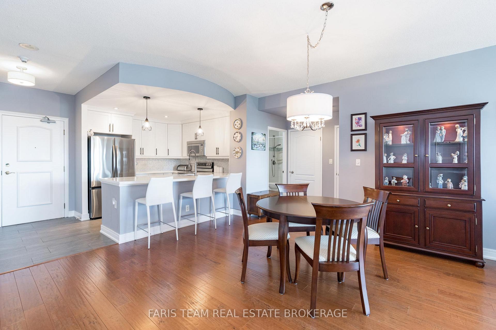 Photo 11 of Unit 902, 2 Toronto Street, Barrie, City Centre — HOMEH