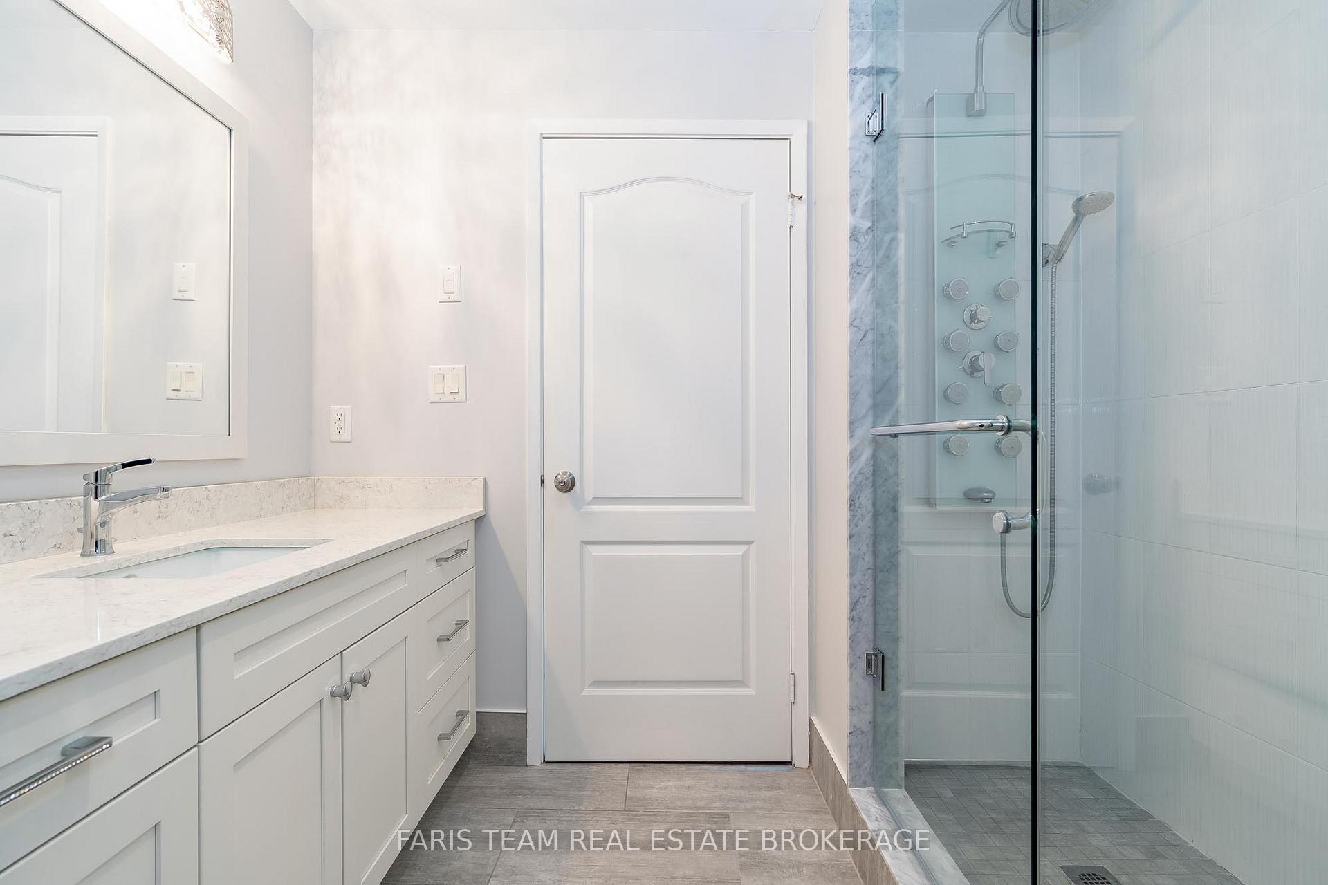 Photo 18 of Unit 902, 2 Toronto Street, Barrie, City Centre — HOMEH