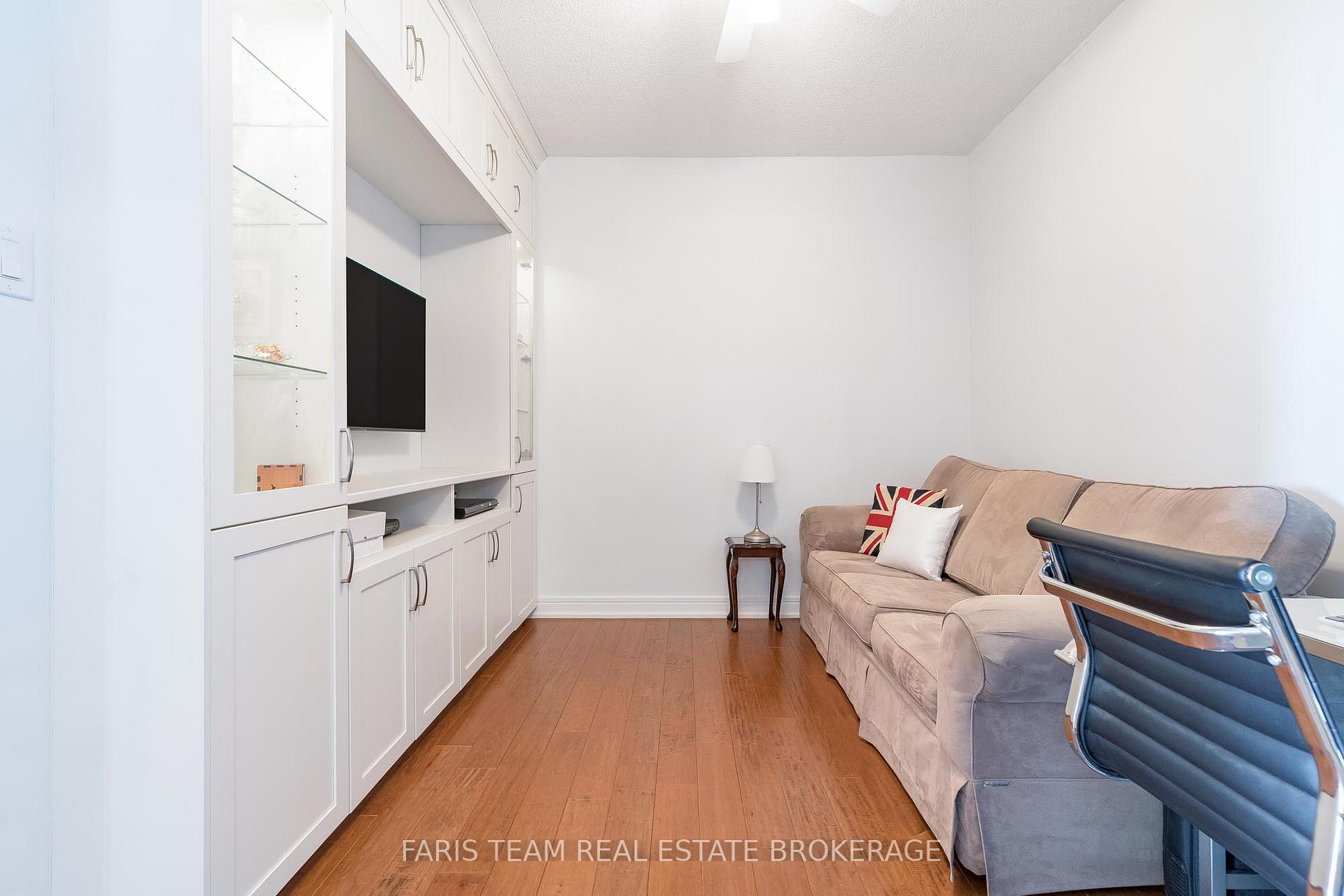 Photo 21 of Unit 902, 2 Toronto Street, Barrie, City Centre — HOMEH