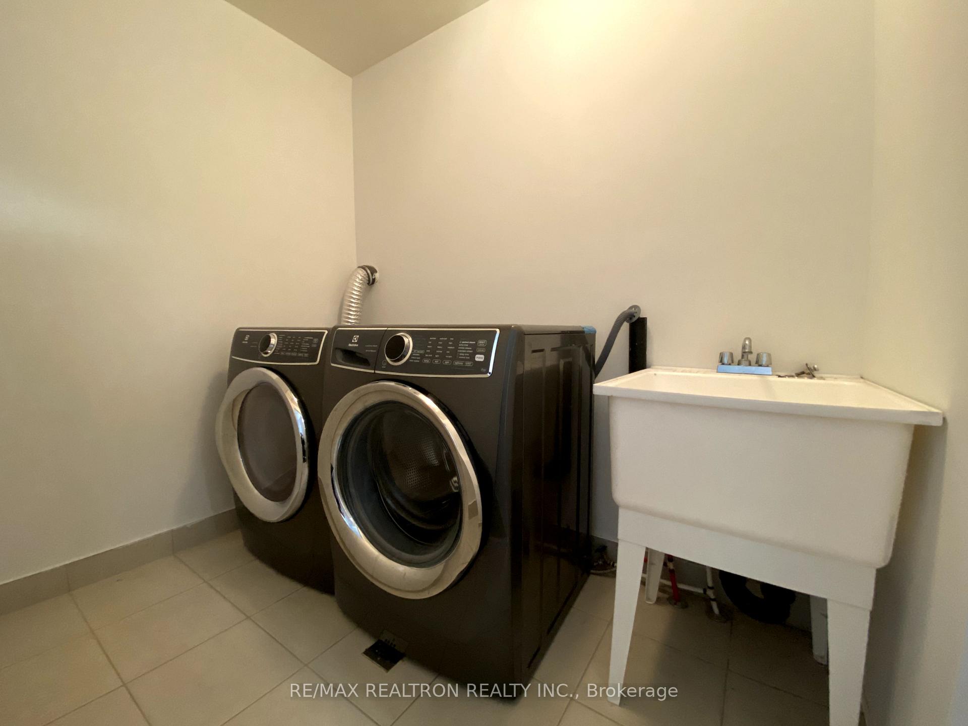 Photo 8 of 11 Dewsnap Road, Ajax, Northeast Ajax — HOMEH